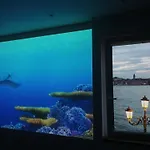 3 Windows On St Mark - Waterfront Apartment